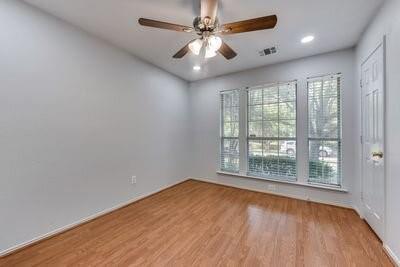 Foto del edificio - 2440 Brycewood Ln