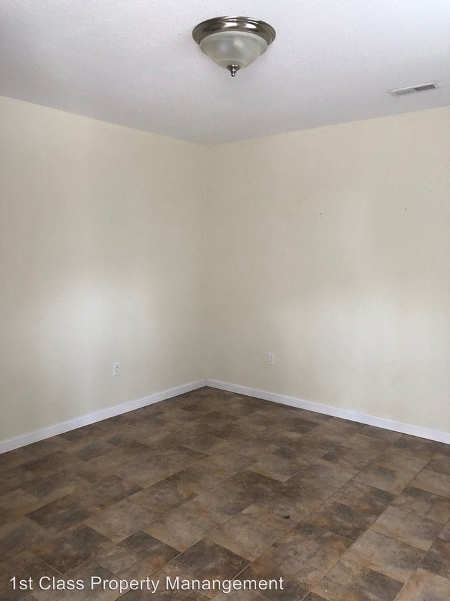 Foto del edificio - 2592 Hickman Rd