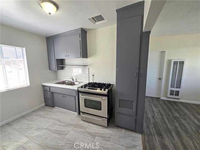 Building Photo - 1140 W 120th St