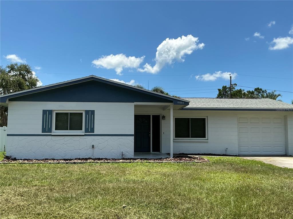 Foto principal - 10888 Temple Ave