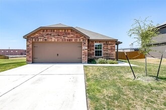 Building Photo - 18713 Quiet Range Dr