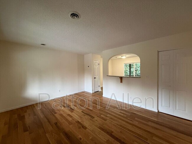 Foto del edificio - 54 Dawnwood Cir