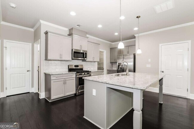 Building Photo - 6610 Trailblazer Rd