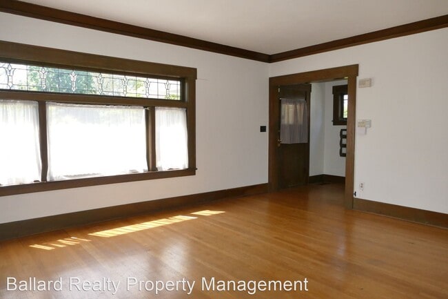 Building Photo - 4 br, 2.5 bath House - 2158 N 50th Street