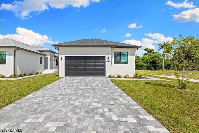 Foto del edificio - 2547 Storter Ave