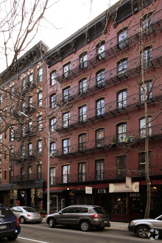 Building Photo - 240 W Tenth St