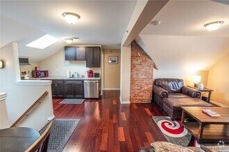 Building Photo - 67 Harvard Pl