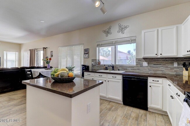 Foto del edificio - 2473 W Rockrose Way