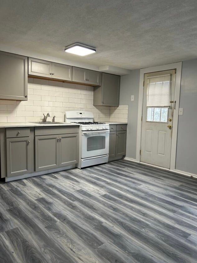 Foto principal - 101 Lily St