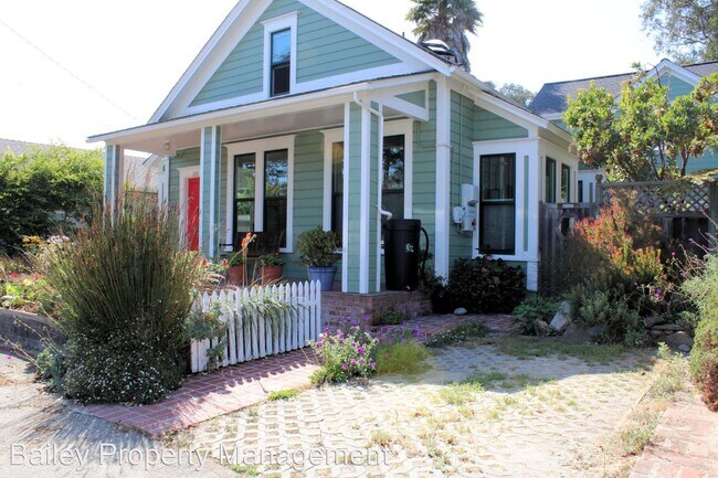 Building Photo - 3 br, 2 bath House - 335 12th Ave