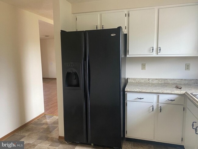 Building Photo - 106 Obriens Cir