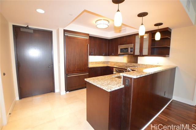 Building Photo - 1551 Ala Wai Blvd