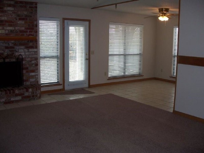 Foto del edificio - 3417 N Sandpiper Dr