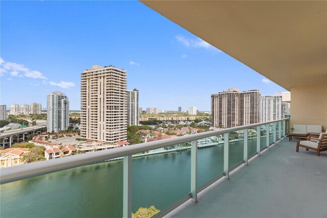 Building Photo - 19390 Collins Ave