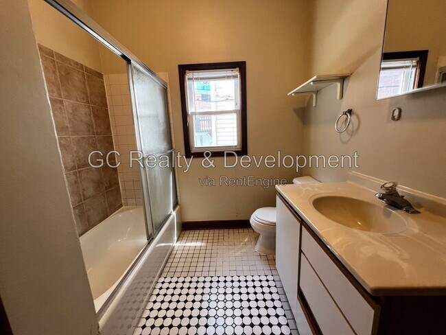 Foto del edificio - 1115 W Patterson Ave