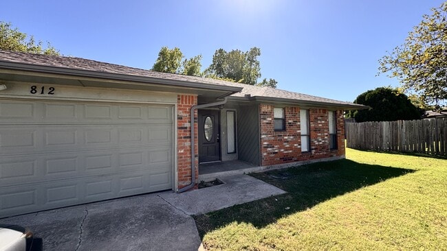 Photo - 812 SE 15th St House