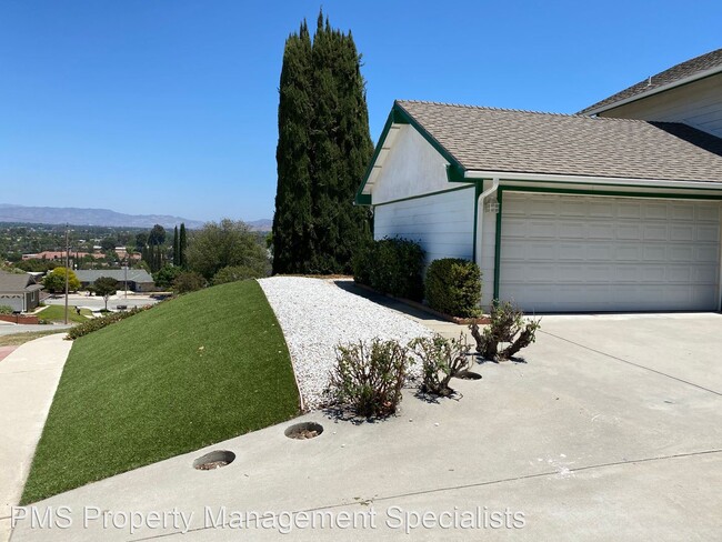 Foto del edificio - 4 br, 3 bath House - 62 Robbins Court