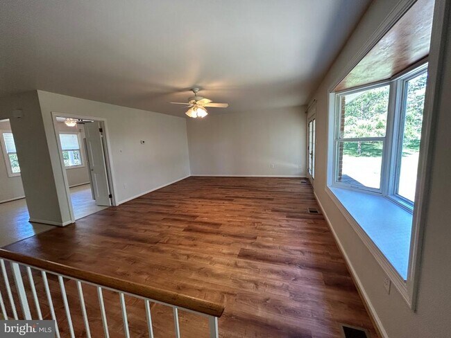 Building Photo - 2481 Tenerife Rd
