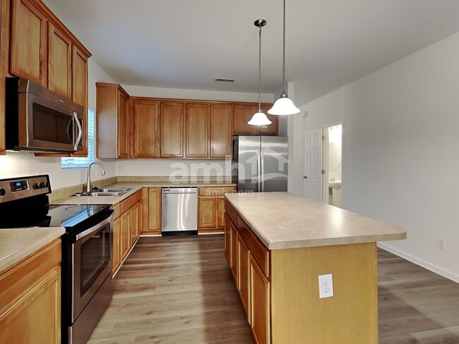 Foto del edificio - 817 Redland Dr