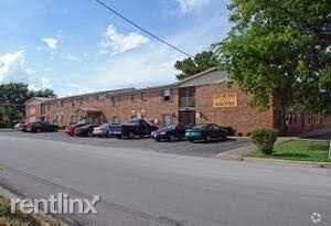 Building Photo - 1 br, 1 bath Apartment - 3211 Grider Circle 1