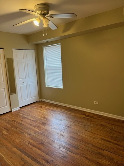 Foto del edificio - 1303 E 71st St