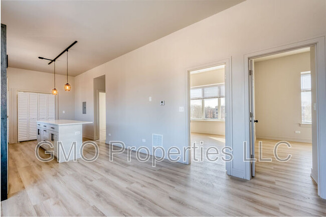 Building Photo - 1427 South Kedzie Avenue
