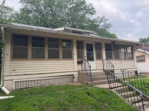 Building Photo - 411 S Cecelia St