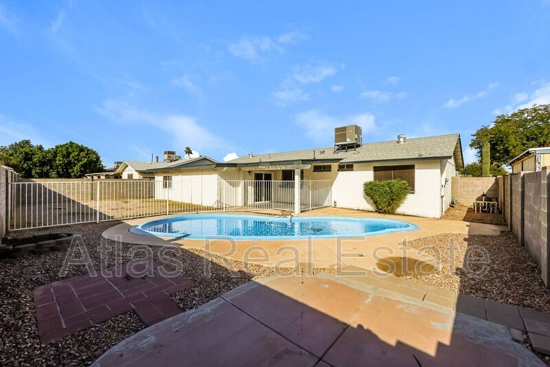 Foto principal - 4207 W Poinsettia Dr