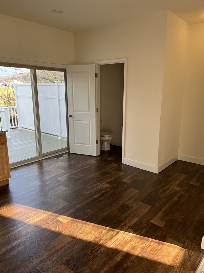 Building Photo - 60 Katelyn Dr