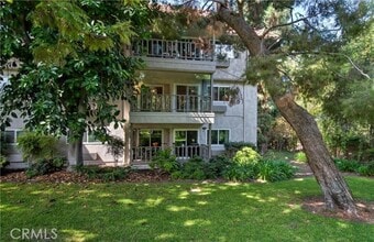 Building Photo - 2405 Via Mariposa W