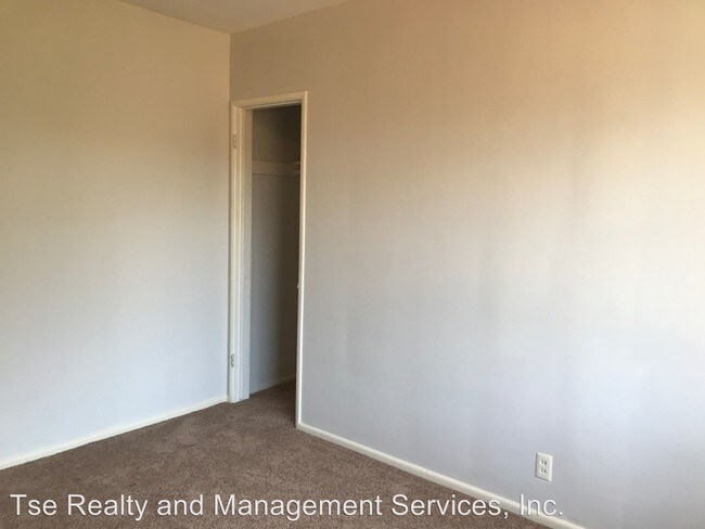 Building Photo - 516 E Lomita Ave