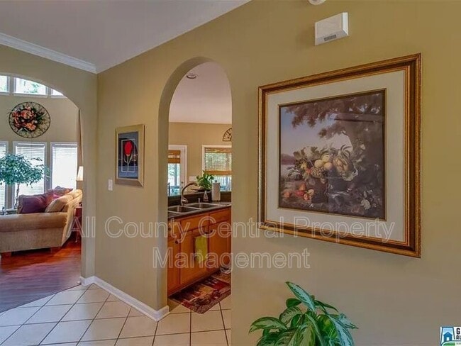 Building Photo - 8038 Mary Alice Way