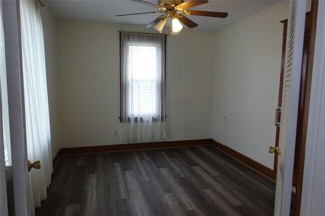 Foto del edificio - 304 Massachusetts Ave