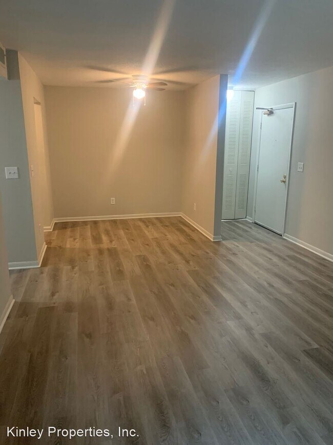 Building Photo - 2 br, 1 bath House - 401 Orchard Trace Lan...