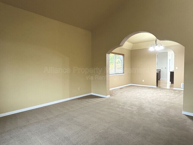 Foto del edificio - 4420 Cobbleskill Dr