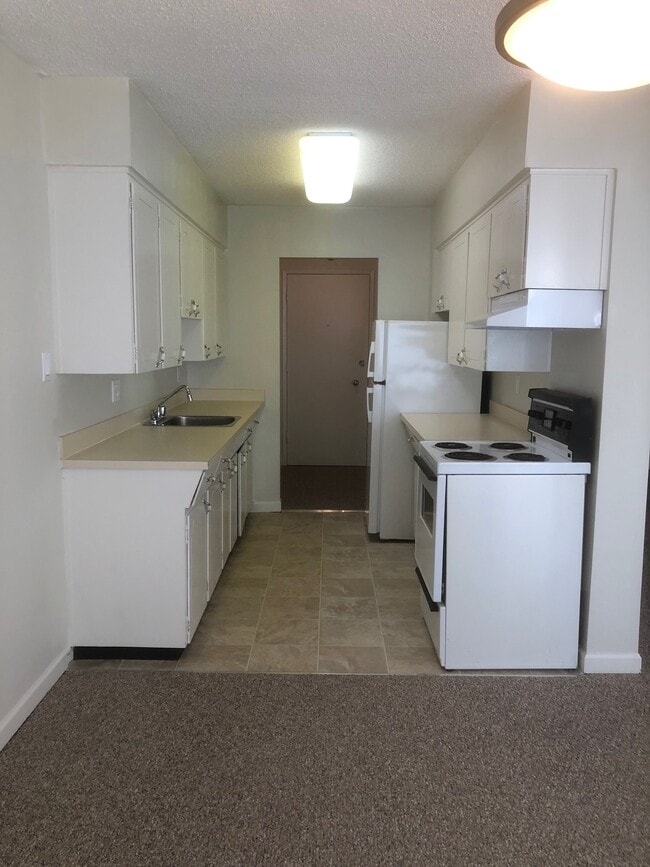 Building Photo - Massey Place