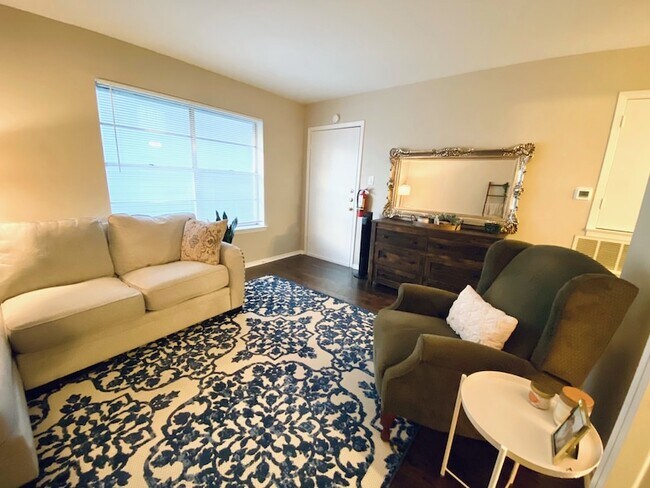 Foto del edificio - 1107 N Locust St