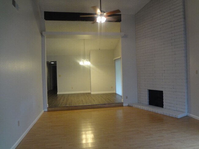 Foto del edificio - trov68