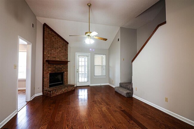 Foto del edificio - 3BD/2BA Home in Lakeland. Conveniently located. Pets Welcome.