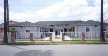 Foto del edificio - 422 W Palm St