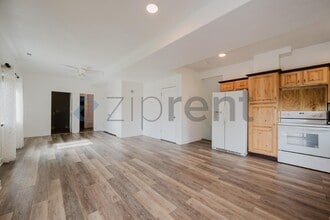 Building Photo - 4532 GreystockCr