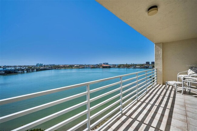 Building Photo - 7882 Sailboat Key Blvd S