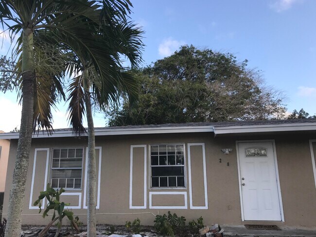 Foto del edificio - 208 Coventry St