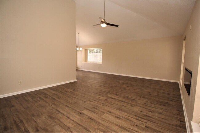 Building Photo - 10830 E Idlewood Dr