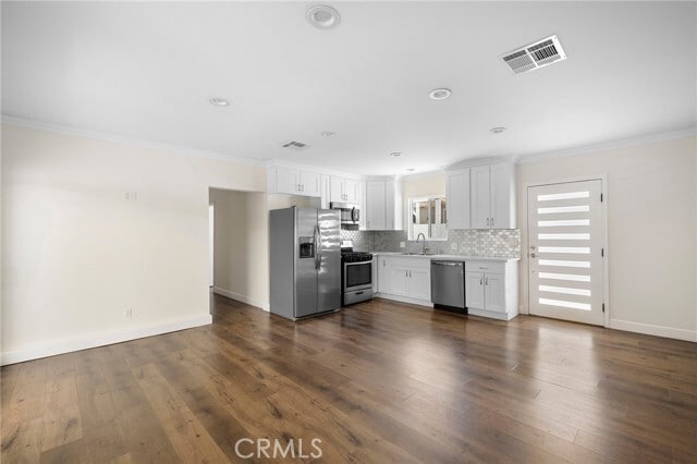 Building Photo - 7058 Willis Ave