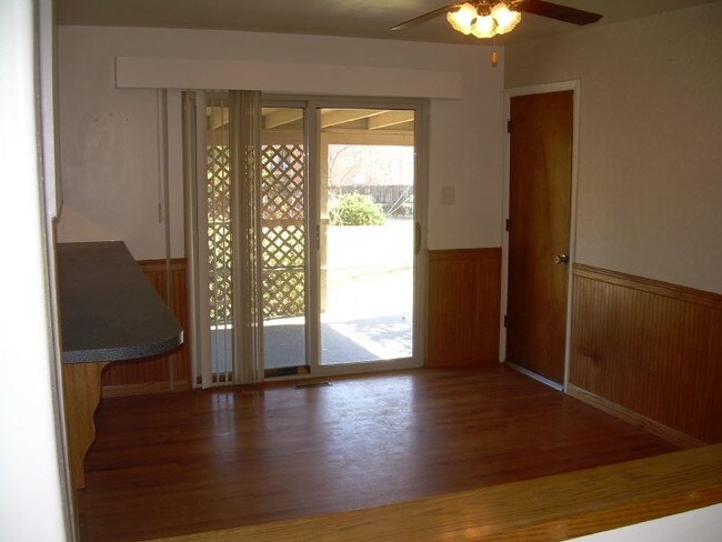 Foto del edificio - 2386 W 23rd Cir