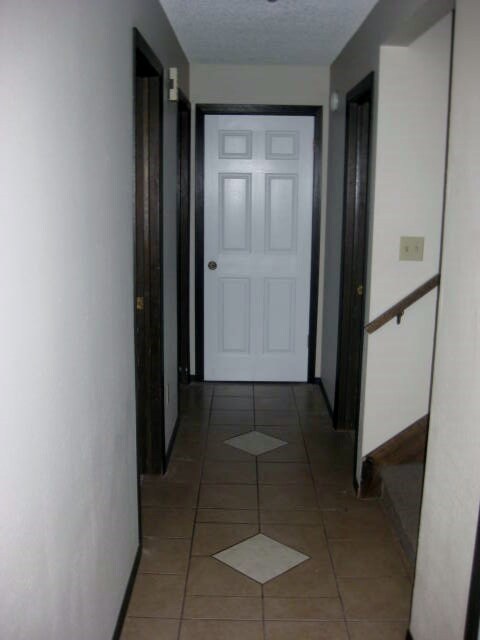 Building Photo - 543 E Garland Ave