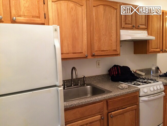 Foto del edificio - 111 Richardson St