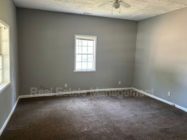 Foto del edificio - 614 N 17th St