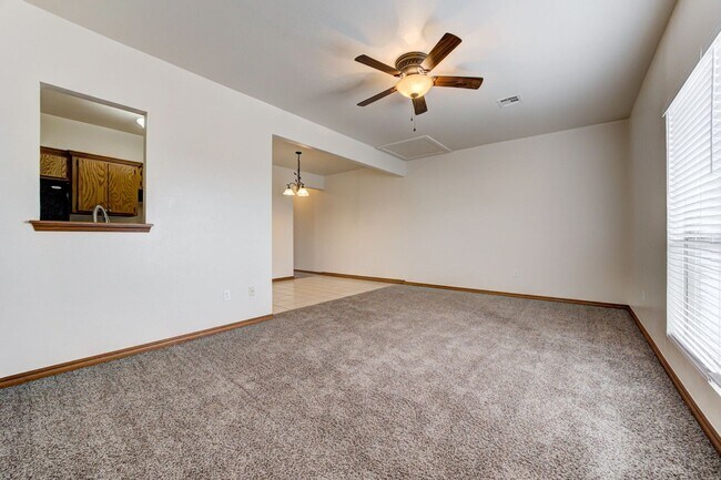 Foto del edificio - !!50 Percent off your 1st Months Rent!! Spacious 1BD/1BTH Apartment with a Private Balcony in the...